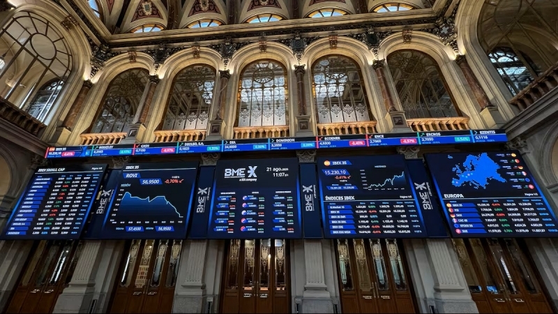 El mensaje de la Fed desata la euforia en Wall Street y se lleva el Ibex a máximos