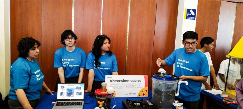 Diez proyectos estudiantiles finalistas de Solve for Tomorrow Bolivia
