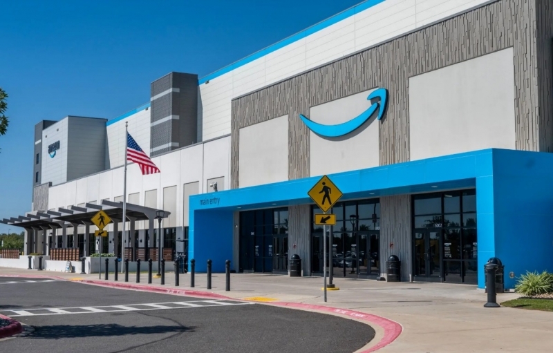 Amazon planea sustituir más de medio millón de empleos con robots Amazon planea sustituir más de medio millón de empleos con robots